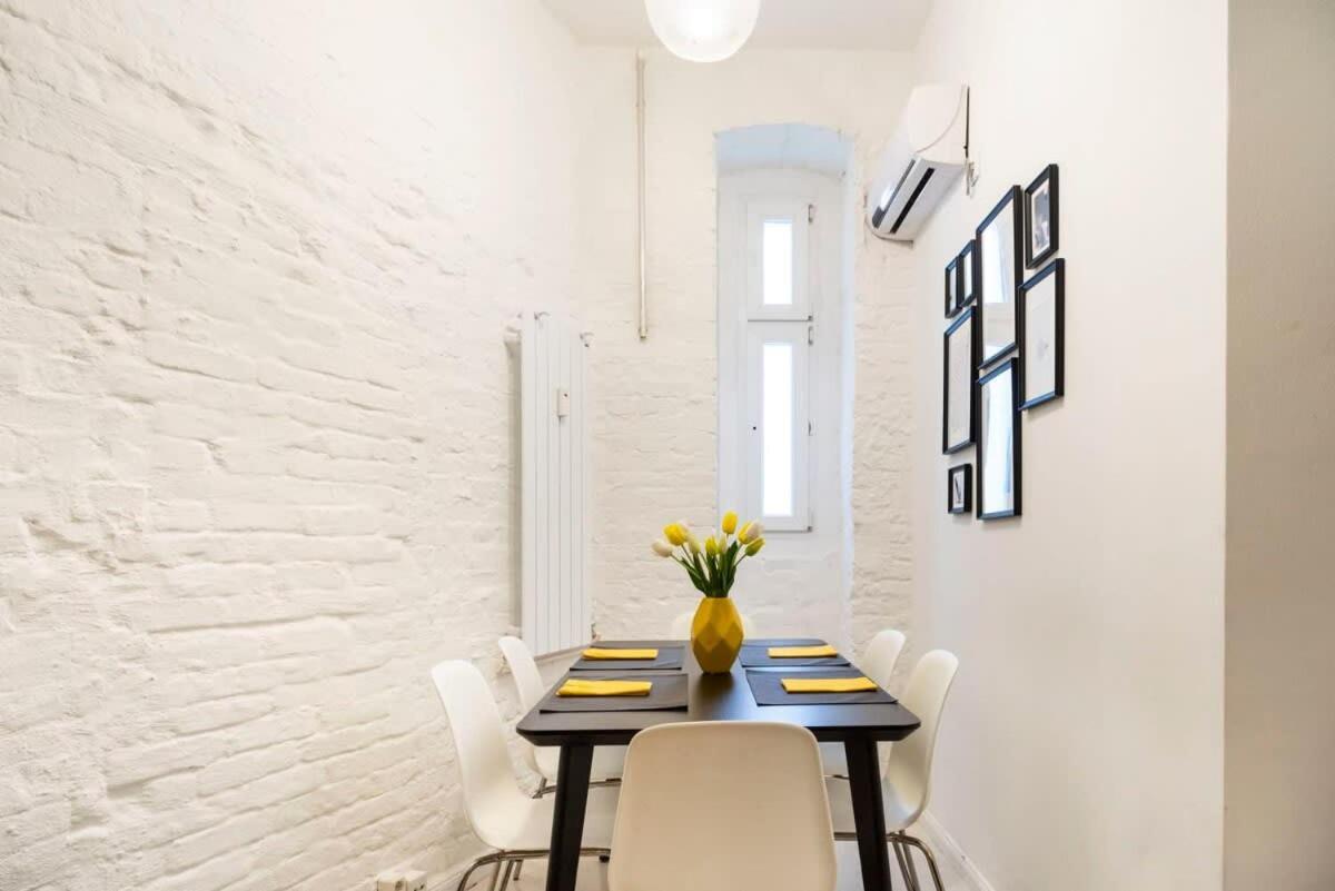 Appartement Cosy Three Br Two Bth Ac Self Checkin Street Parking *